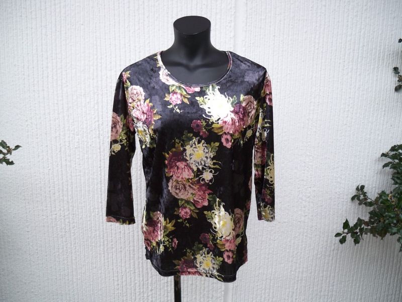 Svart Blommig Topp Krossad Sammet