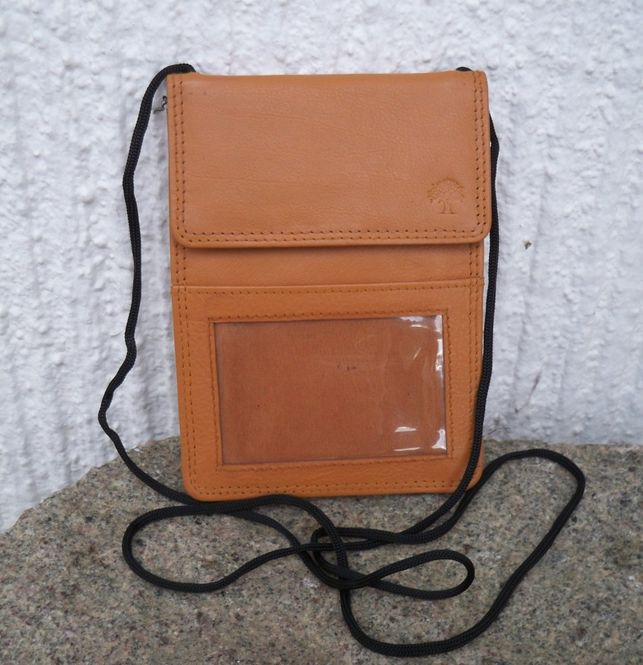 Huvudbild Neck Pouch Halspåse Läder Ljusbrun