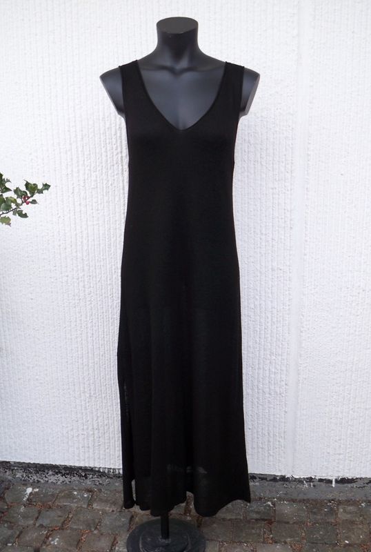 Svart Lång Ärmlös Klänning Finstickad Lin Viskos