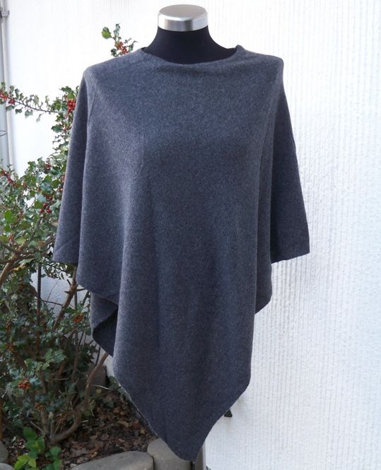 Huvudbild Grå Poncho Ull-Kashmir Mix
