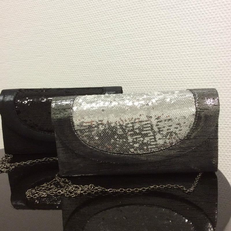 Grå Clutch Aftonväska Med Paljetter