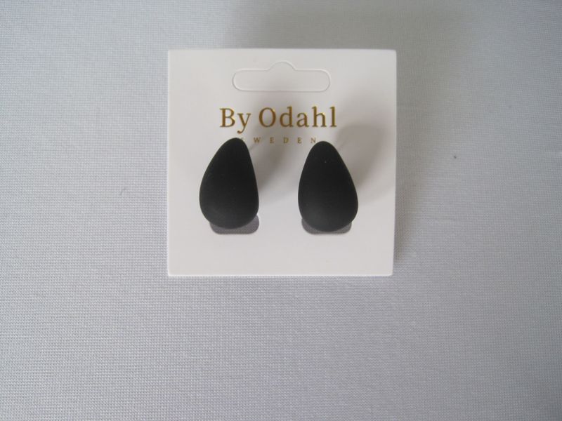 Svarta Droppformade Örhängen