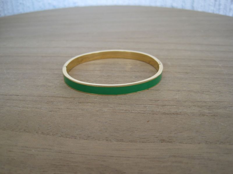 By Odahl Guccigrönt Stelt Stålarmband