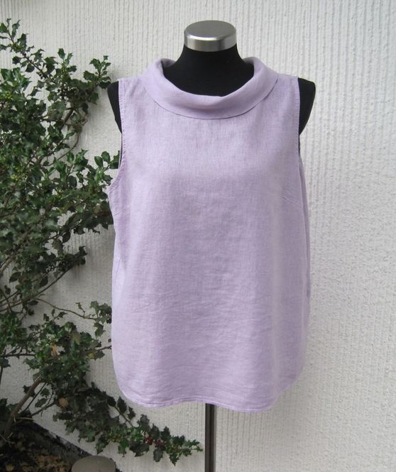 Huvudbild Lila Ärmlös Blus Med Krage Kallfärgat Linne