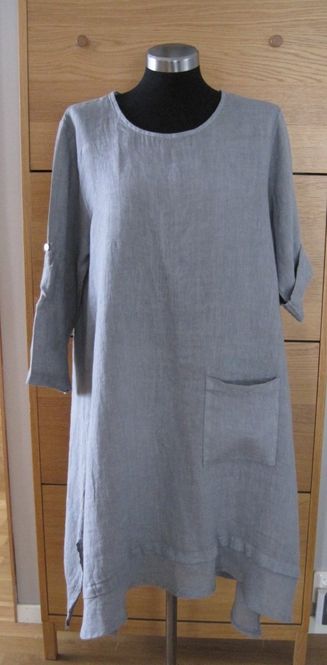 Huvudbild Grå Vadlång Linneklänning Med 3/4 Ärm