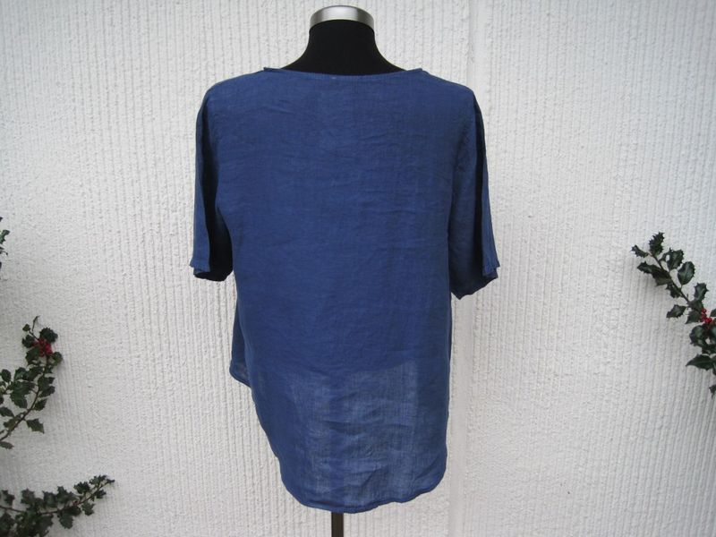 Marinblå Linneblus med halvlång ärm. Made in Italy