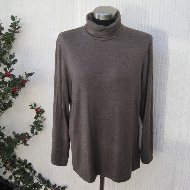 Huvudbild Brun Finstickad Tröja Med Polokrage Lång Ärm