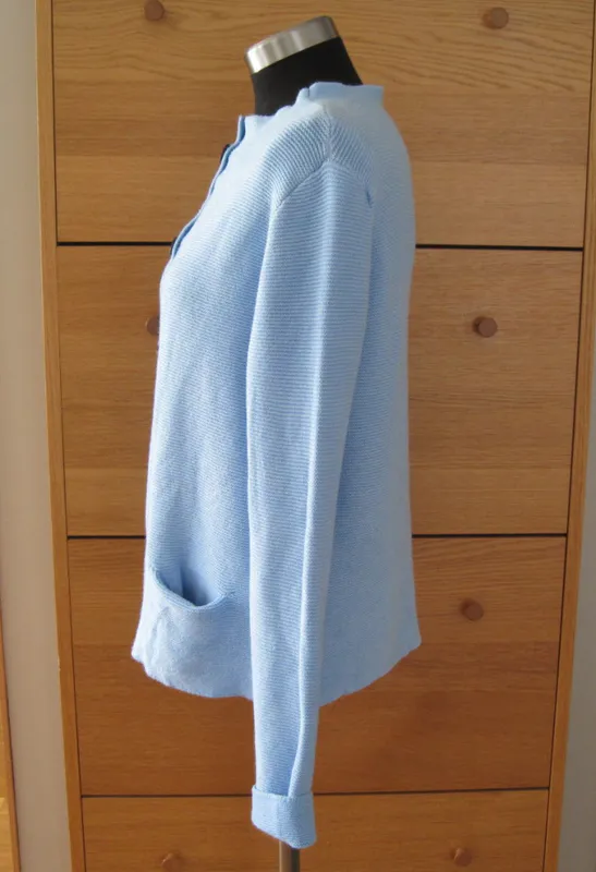 Blå Stickad Kofta Med Fickor